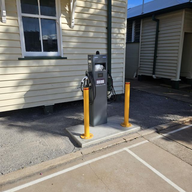Cloncurry Courthouse - EV Charger